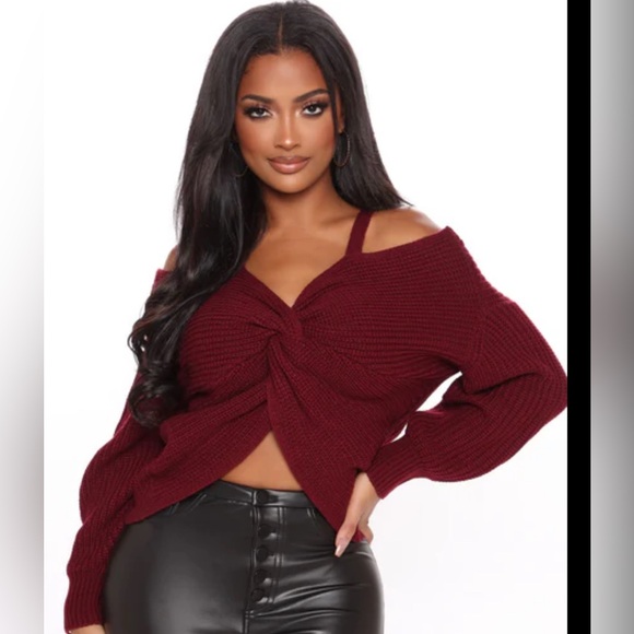 Fashion Nova Sweaters - Fashion Nova- Fall Fave Twist Sweater - Burgundy- Size L